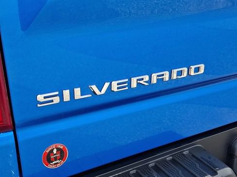 Used 2025 Chevrolet Silverado 1500 LT AWD/4WD image 30