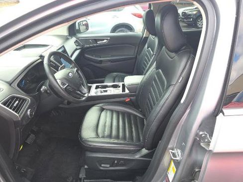 Used 2022 Ford Edge SEL image 3