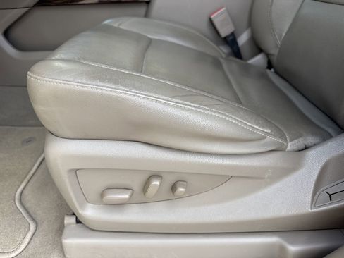 Used 2020 GMC Yukon SLT w/ Open Road Package image 24