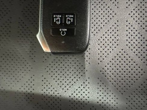 Certified 2024 Kia Carnival EX FWD image 26