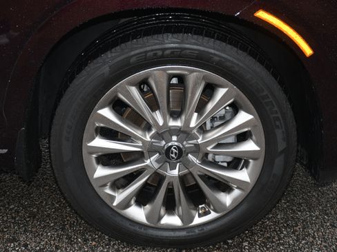 Used 2020 Hyundai Palisade Limited image 24