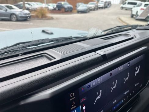 Used 2025 Jeep Wrangler Sport image 22