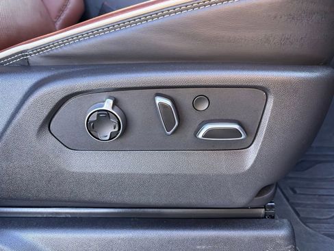 Used 2024 GMC Sierra 1500 Denali Ultimate image 28