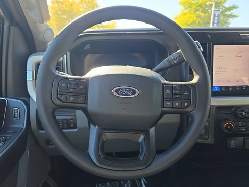 New 2026 Ford F250 XLT w/ XLT Premium Package AWD/4WD image 18