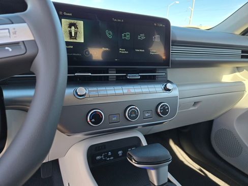 New 2026 Hyundai Kona SE FWD image 11