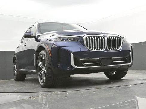New 2026 BMW X5 xDrive50e AWD/4WD image 53