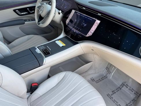 New 2026 Mercedes-Benz EQS 400 4MATIC SUV image 28
