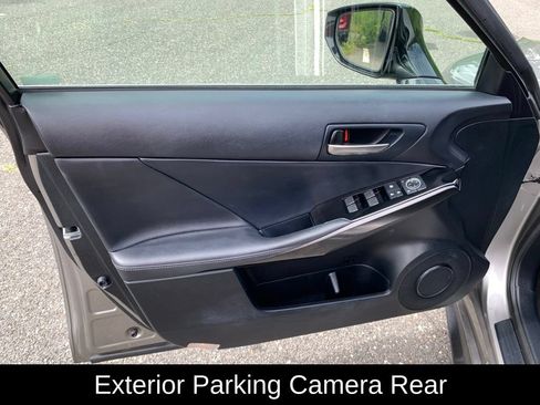 Used 2021 Lexus IS 300 AWD w/ Comfort Package image 12