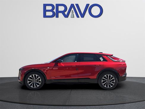 New 2025 Cadillac Lyriq Sport image 5