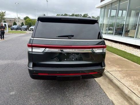 Used 2024 Lincoln Navigator L Black Label AWD/4WD image 12