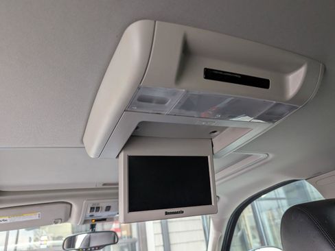 Used 2012 Chevrolet Tahoe LTZ image 22