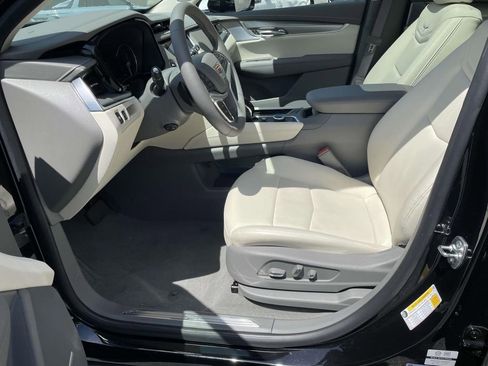 New 2025 Cadillac XT5 Premium Luxury image 22