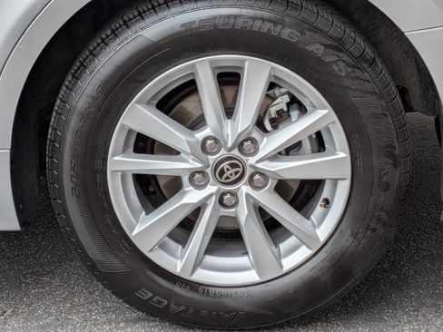 Used 2025 Toyota Camry LE FWD image 13