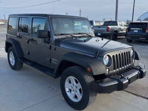 Used 2017 Jeep Wrangler Unlimited Sport w/ Quick Order Package 24S image 4