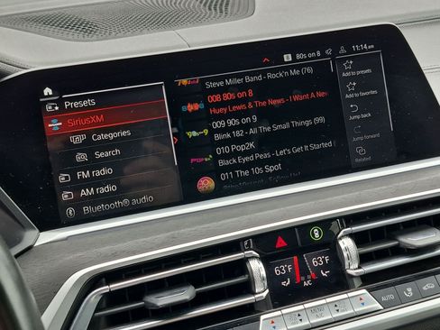 Used 2022 BMW X7 xDrive40i w/ M Sport Package AWD/4WD image 23
