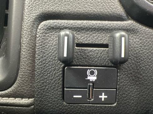 Used 2019 GMC Canyon Denali AWD/4WD image 19
