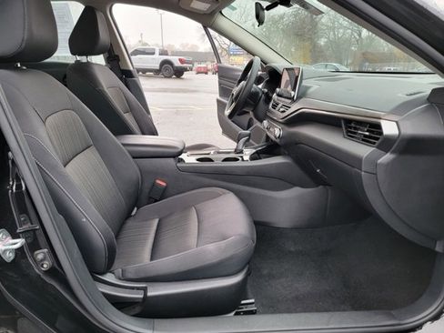 Used 2024 Nissan Altima 2.5 SV image 24