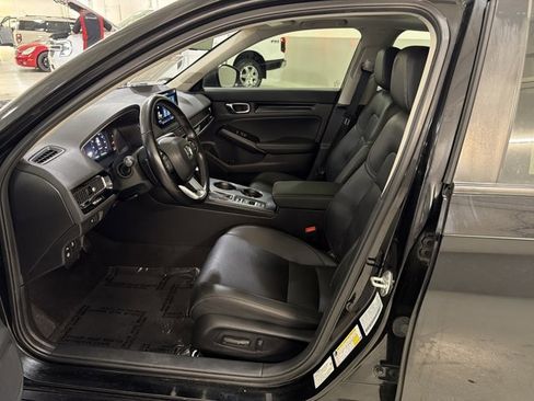 Used 2023 Honda Civic Touring image 15