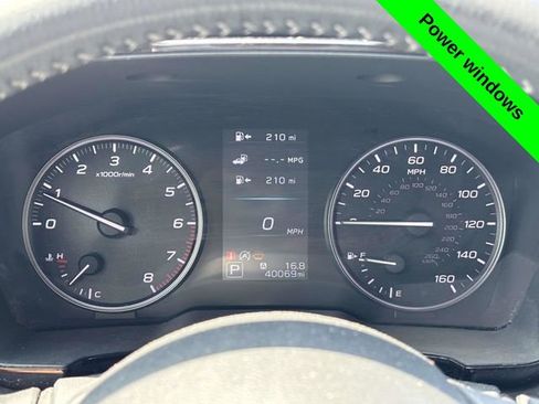 Used 2022 Subaru Outback Premium AWD/4WD image 21