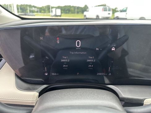 Used 2024 Buick Encore GX Avenir w/ Avenir Convenience Package AWD/4WD image 25