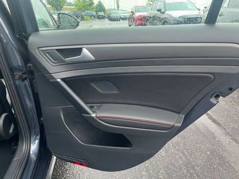 Used 2018 Volkswagen GTI Autobahn FWD image 25