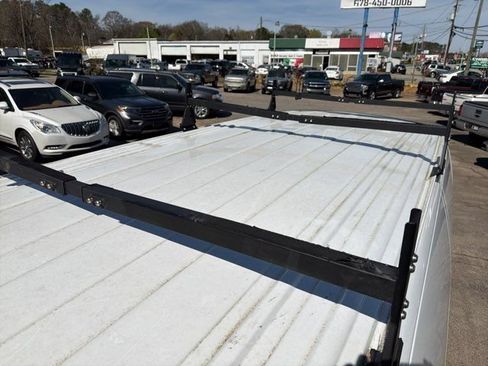 Used 2018 Chevrolet Express 2500 RWD image 35