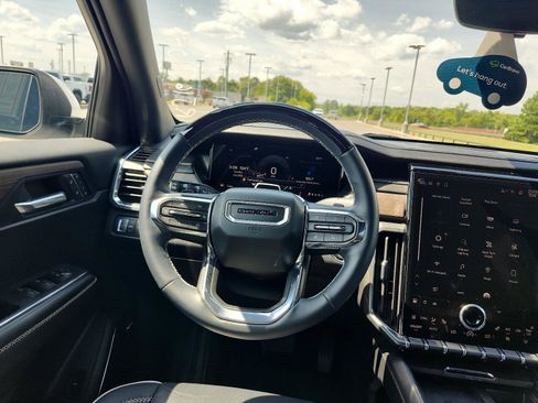Certified 2024 GMC Acadia Denali w/ Super Cruise Package FWD image 14