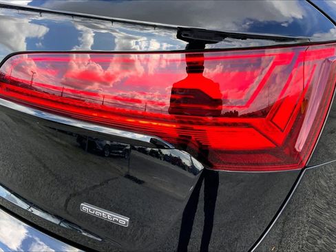 Used 2025 Audi Q5 2.0T Premium AWD/4WD image 30