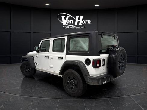 Used 2022 Jeep Wrangler Unlimited Sport image 3