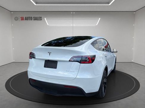 Used 2020 Tesla Model Y Long Range AWD/4WD image 5
