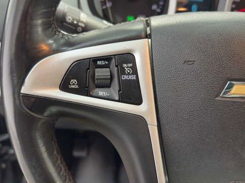 Used 2017 Chevrolet Equinox LT w/ Convenience Package AWD/4WD image 30