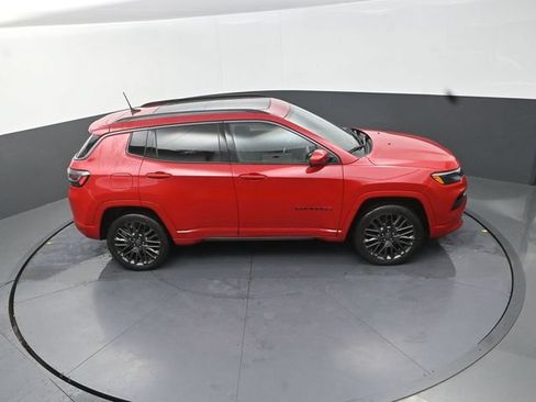 Used 2022 Jeep Compass Limited w/ (RED) Package AWD/4WD image 30