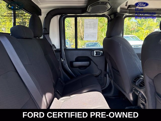 Used 2023 Jeep Gladiator Sport AWD/4WD image 10