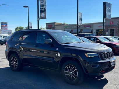 Used 2017 Jeep Grand Cherokee Trailhawk w/ Trailhawk Luxury Group