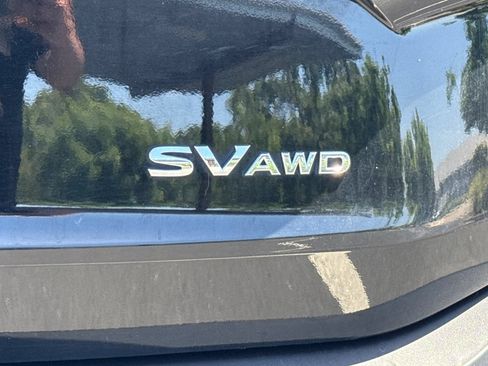 Used 2023 Nissan Rogue SV AWD/4WD image 13