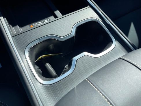 Used 2025 GMC Acadia Elevation w/ Elevation Premium Package image 26