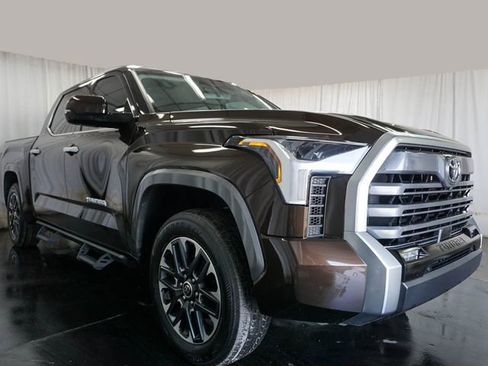 Used 2023 Toyota Tundra Limited AWD/4WD image 2