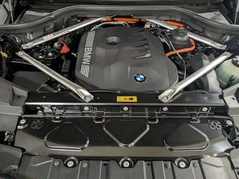 Used 2026 BMW X5 xDrive50e AWD/4WD image 18