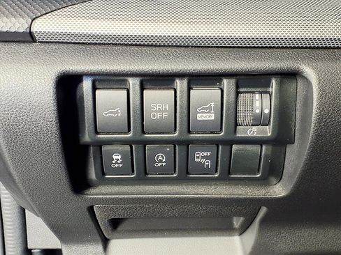 Used 2021 Subaru Forester Limited image 18