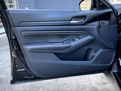 Used 2021 Nissan Altima 2.5 SR image 20