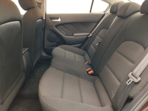 Used 2017 Kia Forte LX FWD image 18