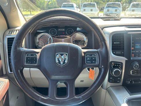 Used 2016 RAM 1500 Lone Star AWD/4WD image 9