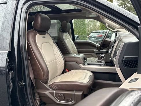 Used 2019 Ford F150 Limited image 27