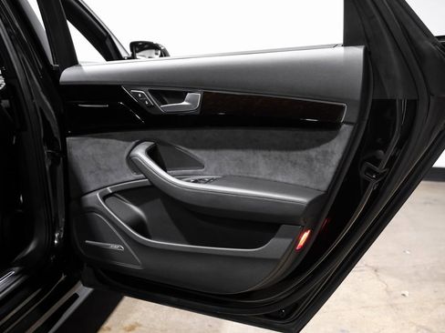 Used 2017 Audi A8 L 3.0T w/ Executive Package image 40
