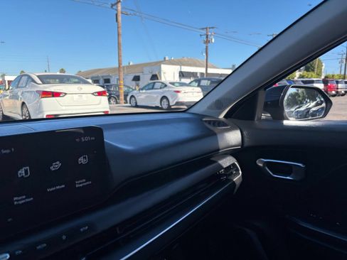 Used 2026 Kia K4 FWD image 31