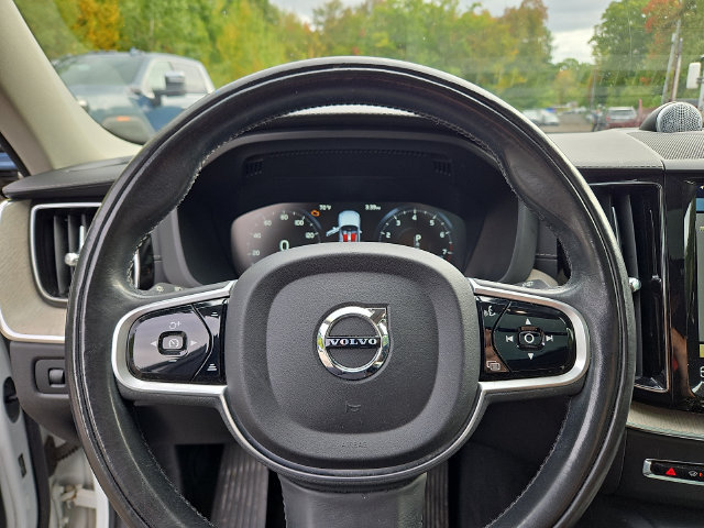 Used 2018 Volvo XC60 T6 Inscription w/ Convenience Package AWD/4WD image 4