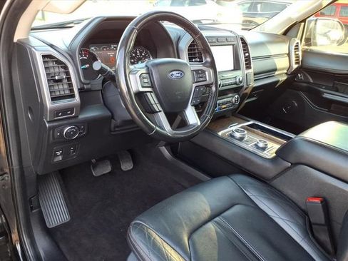 Used 2021 Ford Expedition Platinum AWD/4WD image 3
