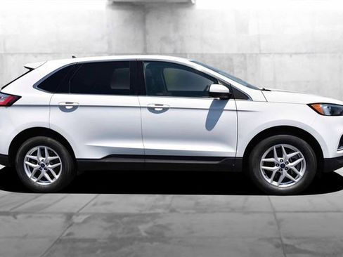 Used 2022 Ford Edge SEL AWD/4WD image 5