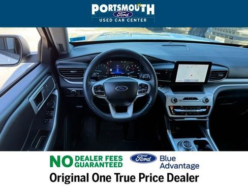 Certified 2022 Ford Explorer XLT w/ Equipment Group 202A image 7