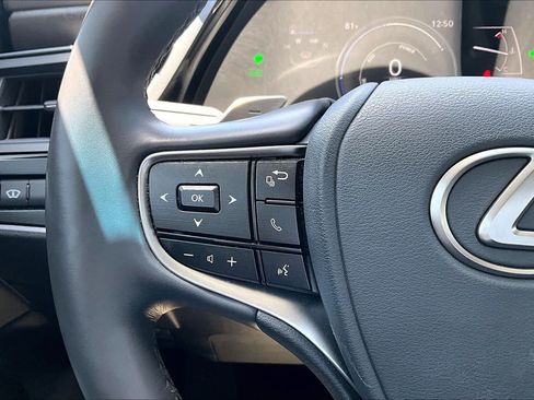Used 2025 Lexus ES 300h w/ Premium Package FWD image 23